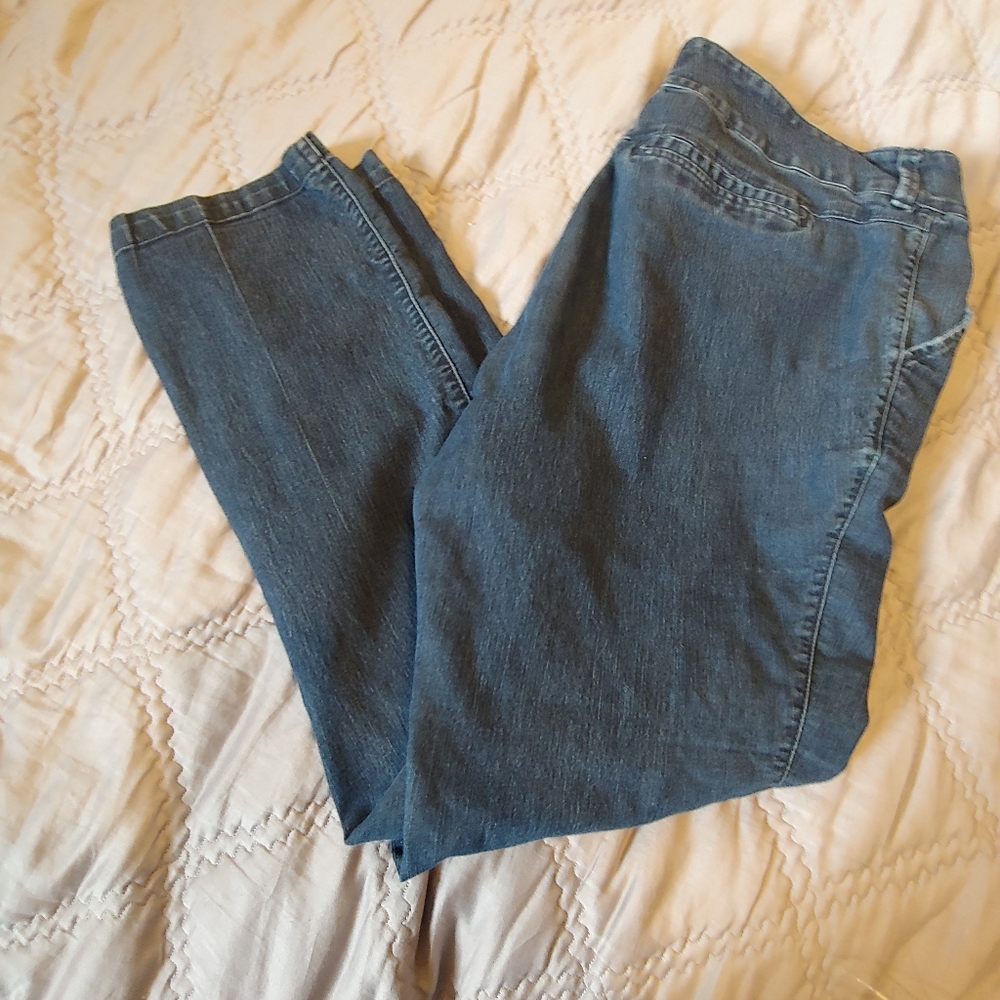 Dark wash Torrid jeans 18 regular straight leg